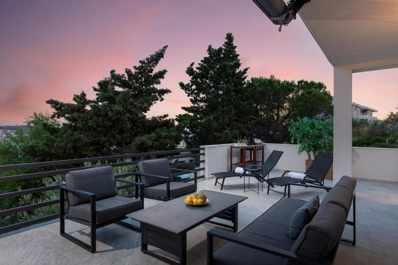 The Grande - Huge Terrace - Amazing Sea Views - Tastefully Furnished - Access To Rooftop Terrace And Gym - Hillside Apartments Rogoznica Rogoznica  Exterior foto